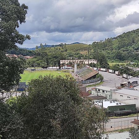 Apartamento Proximo Ao Shopping Pocos de Caldas Bagian luar foto